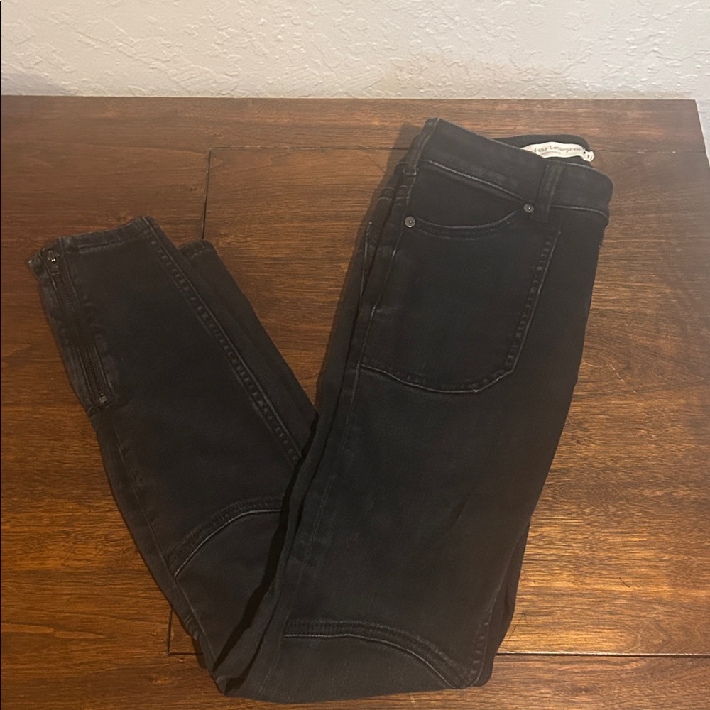 Women’s Pilcro and the Letterpress Black Jeans